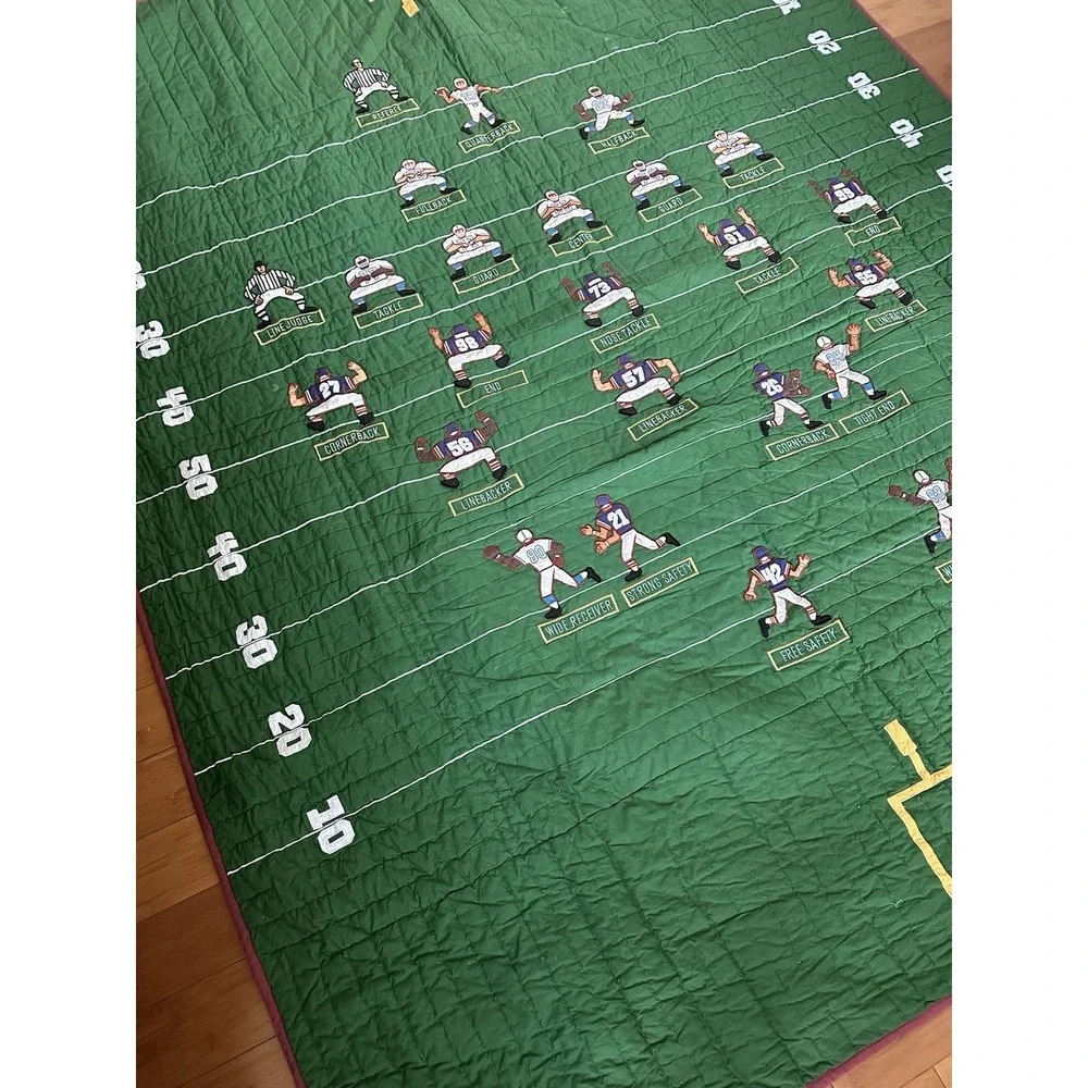VTG Football Gridiron Player Positions Quilt Youth Land Of Nod 100% Cotton 87x70